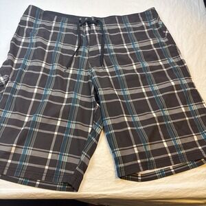 Vintage Reclaim Shorts Mens 38 Classic Plaid Blue Cargo